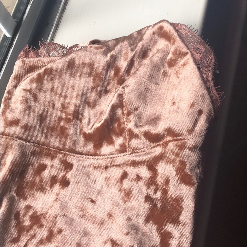 NWOT rosegold velvet tank - Picture 2 of 2